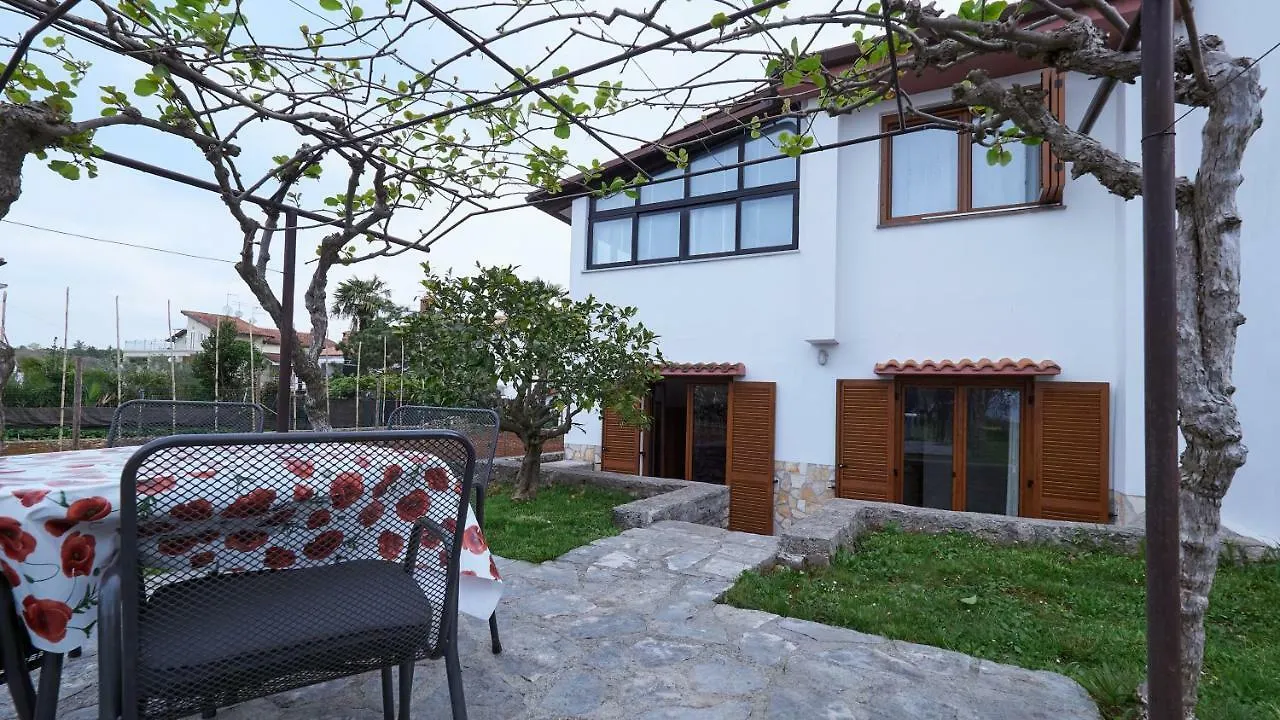 Apartments Bonetti Umag 0*,